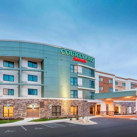 Готель Courtyard By Marriott Bismarck North Екстер'єр фото